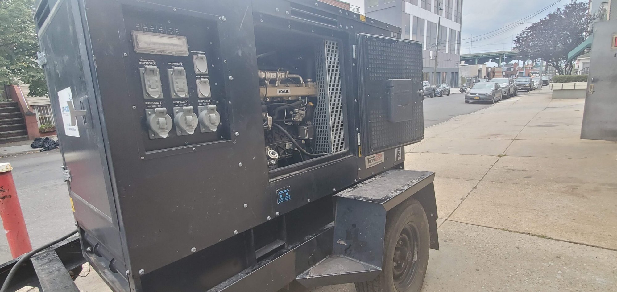 Industrial generator alternator on pallet